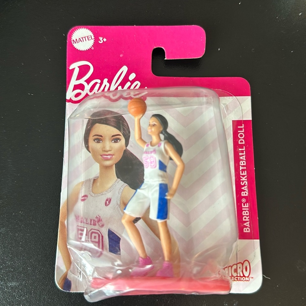 New! Barbie, basketball doll, micro